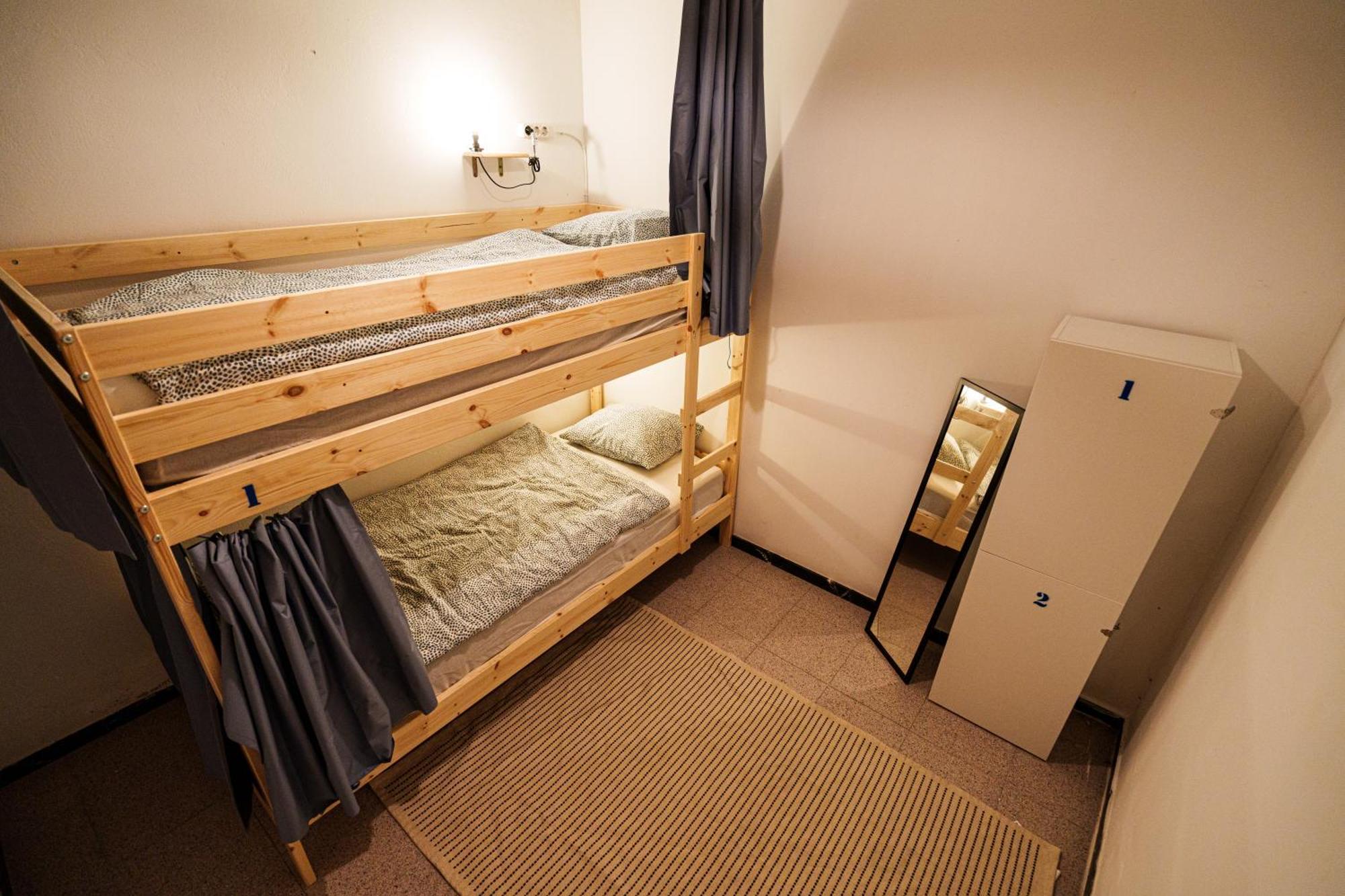 לאס פאלמס דה גראן קנאריה Dona Rose Surf Hostel חדר תמונה