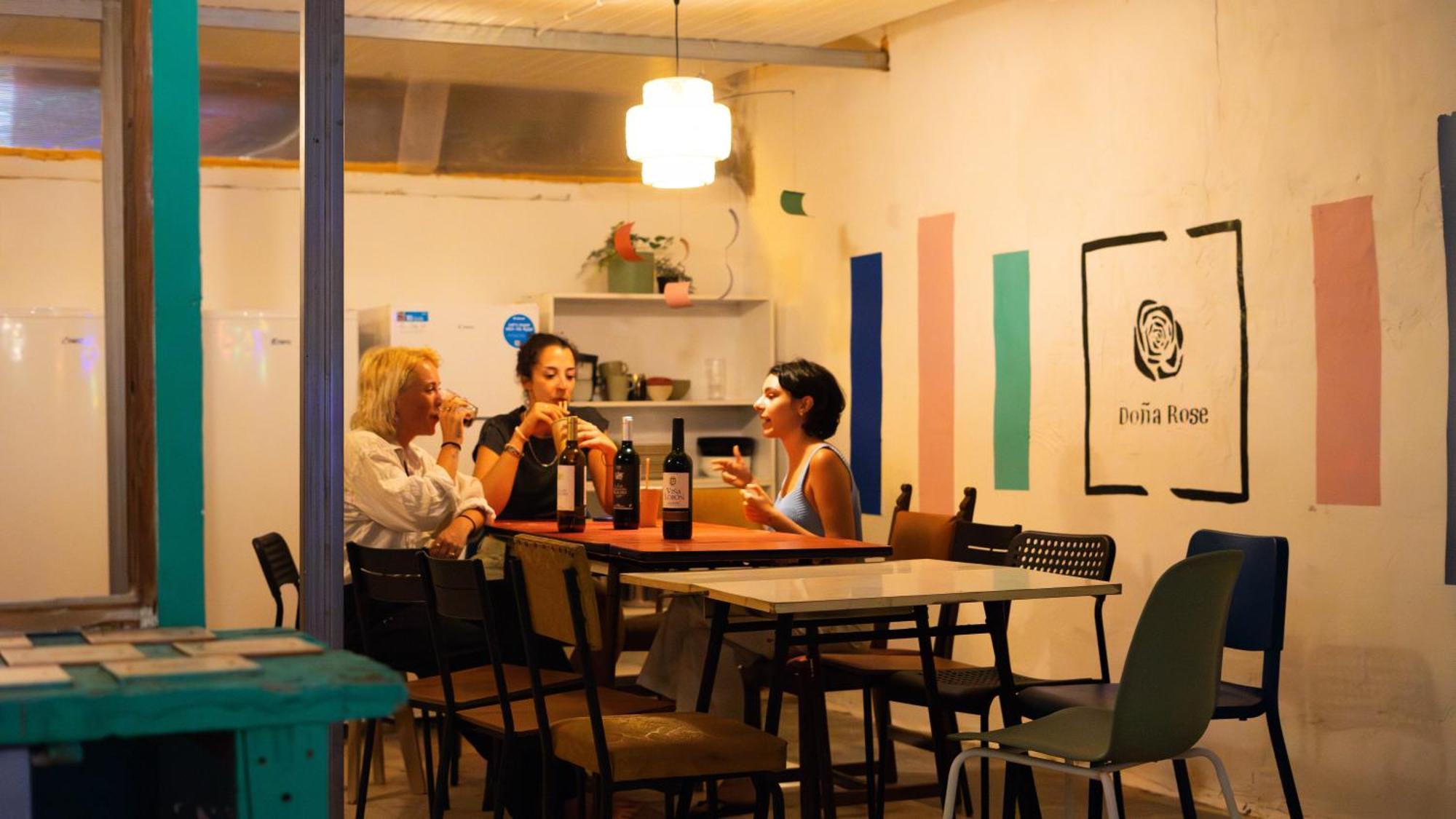 לאס פאלמס דה גראן קנאריה Dona Rose Surf Hostel מראה חיצוני תמונה